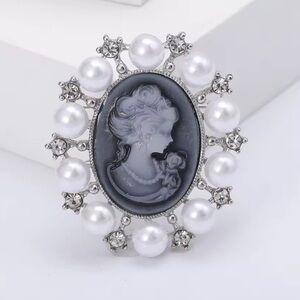 Vintage Pearl Cameo Brooch